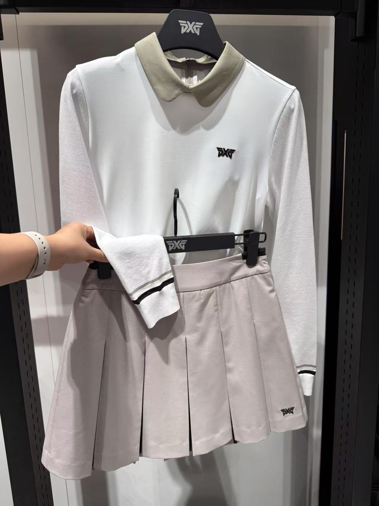 b73fe20eb70b21b1a56288a2bc1d3169_1756974955_2107.jpg b73fe20eb70b21b1a56288a2bc1d3169_1756974955_2107.jpg