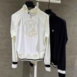 지포어 반집업 맨투맨 1745886006